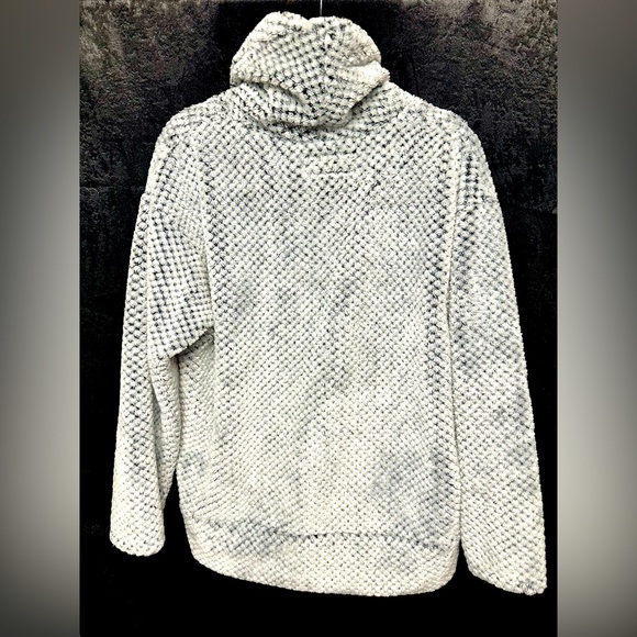 halcyon fuzzy super soft & warm top cowl neck very good condition size large - Picture 2 of 3